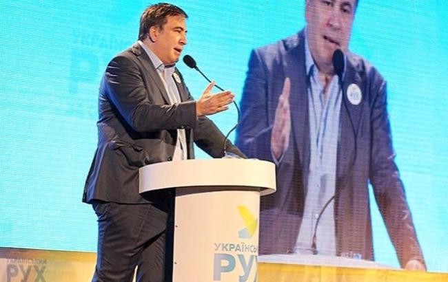 Саакашвили эпатировал публику своим нарядом