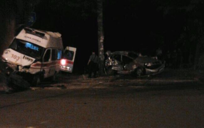ДТП с бойцами "Азова": в больнице Мариуполя скончался пассажир такси