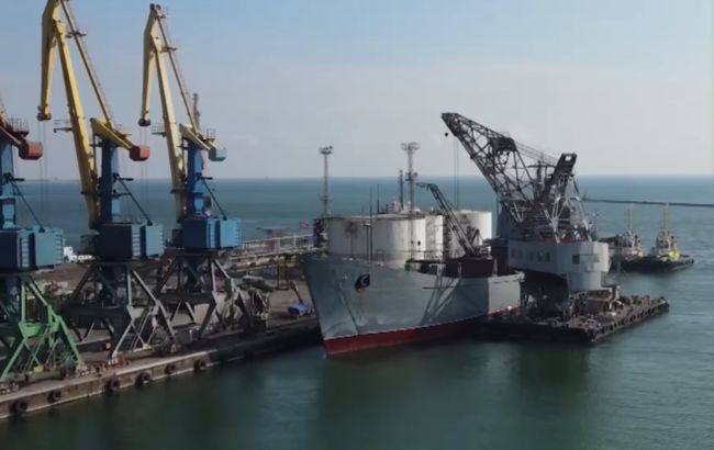 Росія вивозить через порт Бердянська крадений металобрухт, - райрада