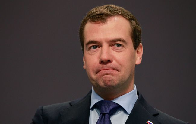 Медведев назвал ситуацию в Украине причиной падения отношений РФ и США "ниже плинтуса"
