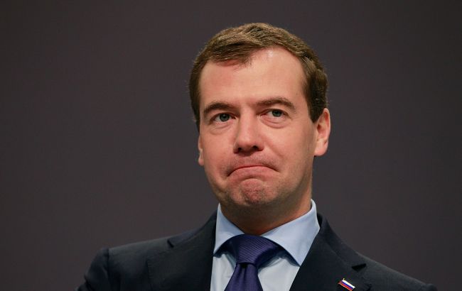 В Госдуме РФ просят Следком проверить Медведева на коррупцию