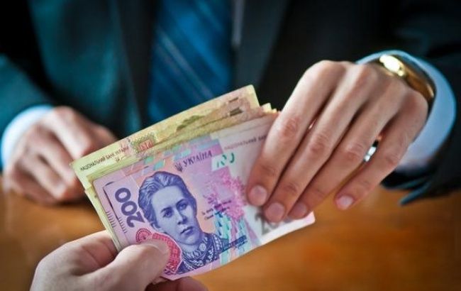 Задержанный во Львове на взятке помощник нардепа находился на испытательном сроке