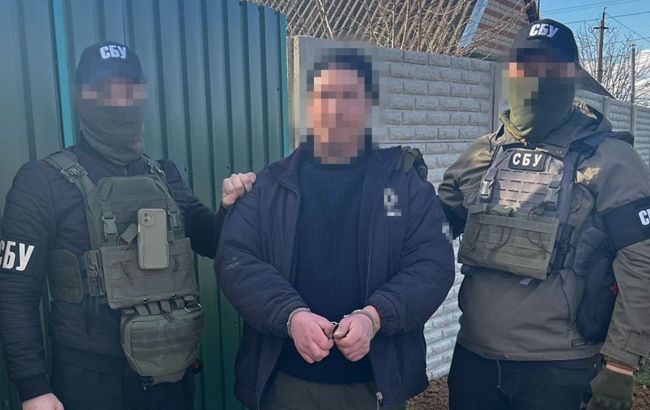 Наводили ракеты в Херсон. СБУ задержала экс-депутата и его сообщницу