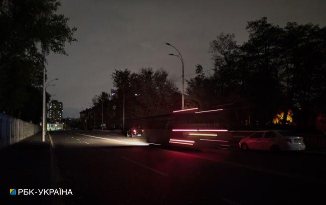 Вуличне освітлення в Києві буде на мінімумі: чи чекати відключень світла