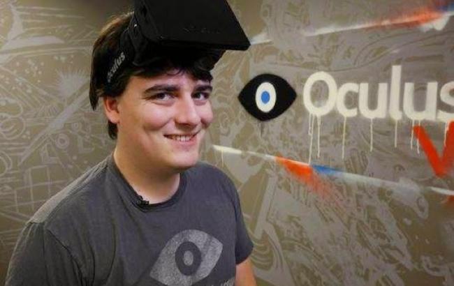 Засновник розробника VR-окулярів пішов з Facebook