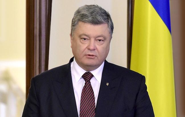 Порошенко подписал закон, ликвидирующий бюрократию в соцзащите чернобыльцев