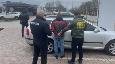 Розраховували на процвітання схеми. Прикордонники затримали "бізнесменів" на хабарі