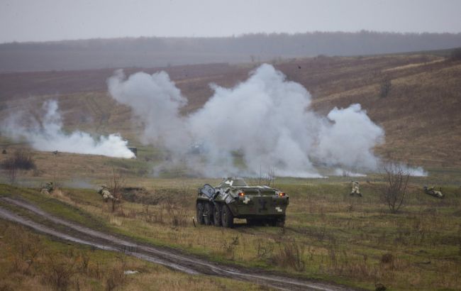 Боевики на Донбассе обстреляли позиции украинских военных 19 раз: два воина получили ранение