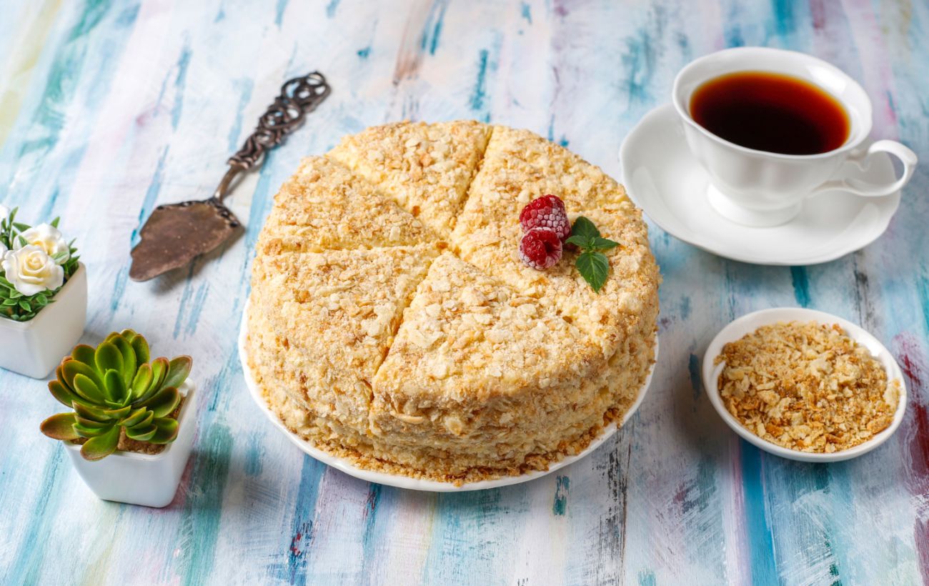 Лінивий "Наполеон" без випічки за 15 хвилин: рецепти від кондитера