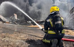 На Ровенщине после взрывов вспыхнул пожар на предприятии: что известно