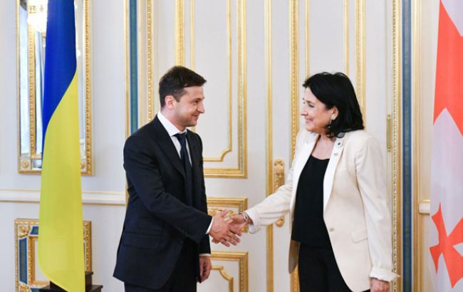 Президент Грузии призвала объединить позиции с Украиной по курсу на членство в НАТО