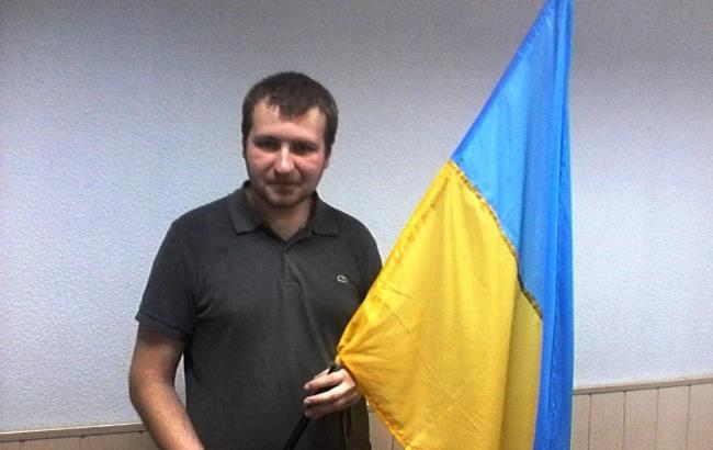 "Было только одно желание": освобожденный из плена украинский активист рассказал о пытках в "ДНР"