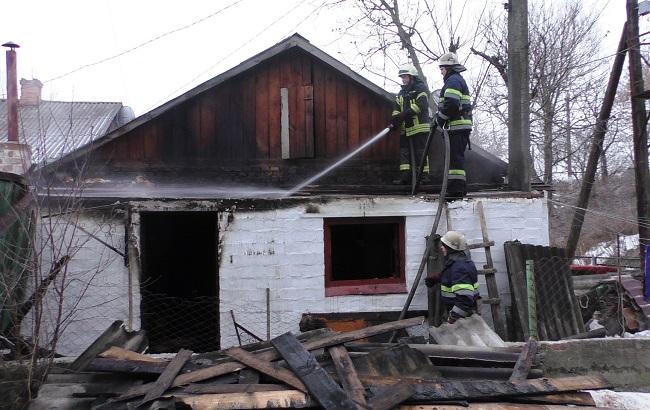 В Житомире на пожаре в жилом доме погибли 2 человека