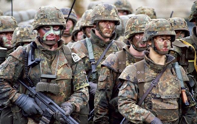 В Германии могут уволить военных, восхваляющих вермахт