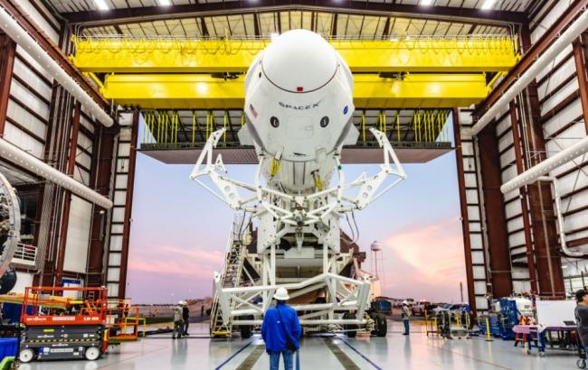 Маск анонсировал сроки полета своей ракеты к МКС