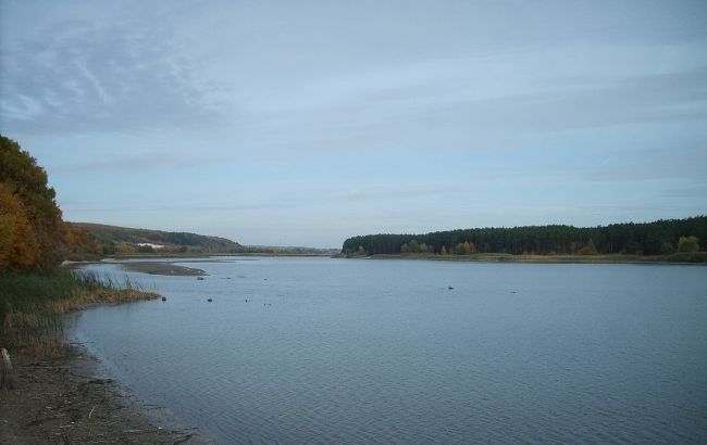 Вже видно з космосу: супутникові фото наслідків ударів по Бєлгородській дамбі