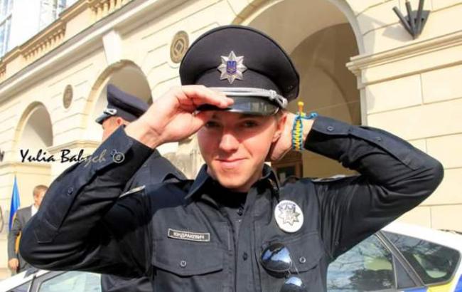 Найвідоміший київський "коп" пішов з поліції