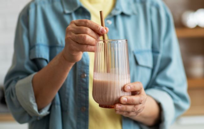 Этим полезным коктейлем можно заменить один прием пищи: вот как его приготовить