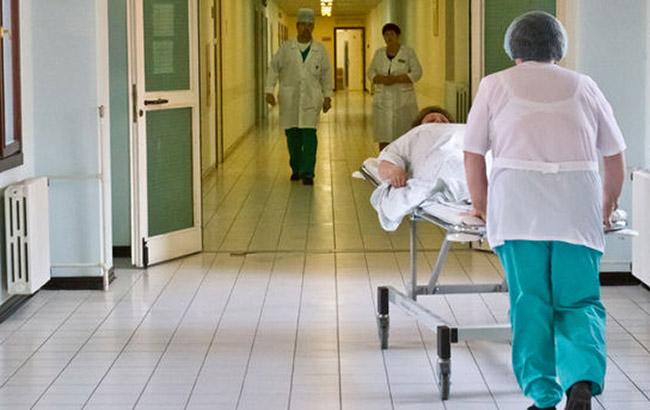 "От боли пуговицы от футболки съел": в Хмельницком врачи пять часов не могли помочь пострадавшему ребенку