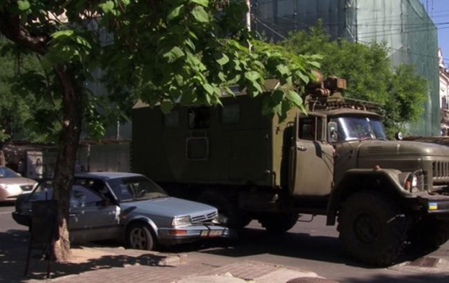 У центрі Одеси сталося ДТП за участю військового вантажівки