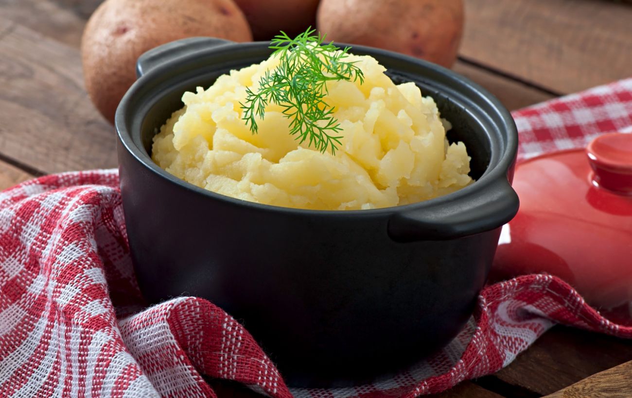 Картопляне пюре ніколи не буде пухким, якщо ви робите цю помилку