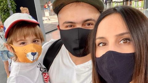 Мы безумные: Джамала с двумя маленькими детьми отправилась на отдых за границу