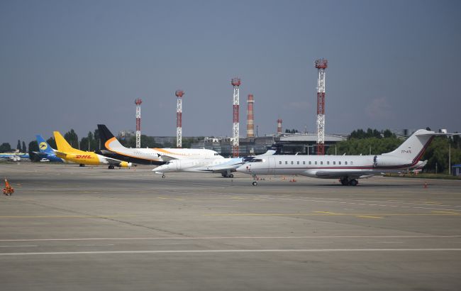 Українські авіакомпанії скасовують рейси в Єреван через системи ППО