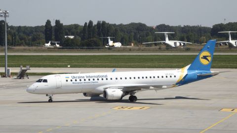 МАУ перезапустит 14 регулярных авиарейсов этим летом