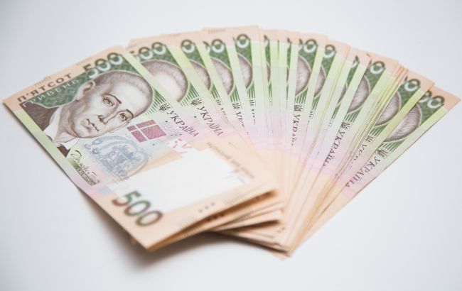 Показатель зарплаты для расчета пенсий снизился на 250 гривен