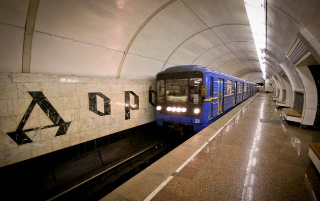 Поїзда столичного метро будуть їздити один над одним