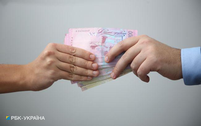 Чиновников Киевского молодежного центра подозревают в хищении 4 млн гривен