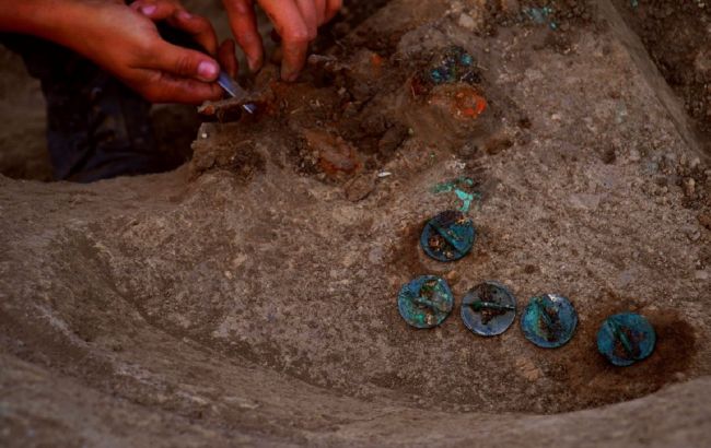 Археологи знайшли в некрополі під Полтавою поховання скіфської еліти з тайником (відео)