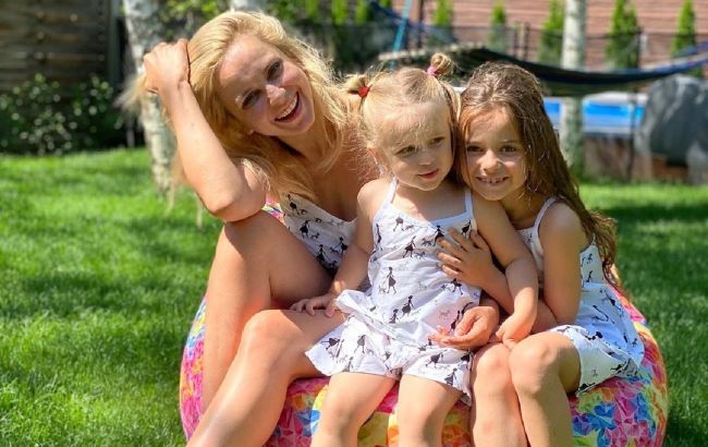Женская сборная: Лилия Ребрик очаровала милым фото с прогулки с дочерьми