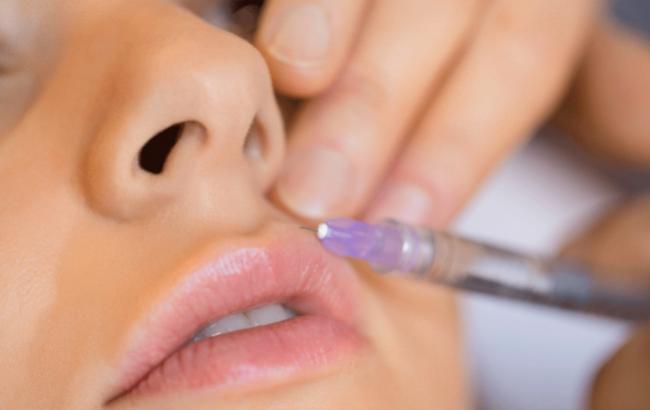 Ученые сообщили, когда "силиконовые" губы становятся некрасивыми