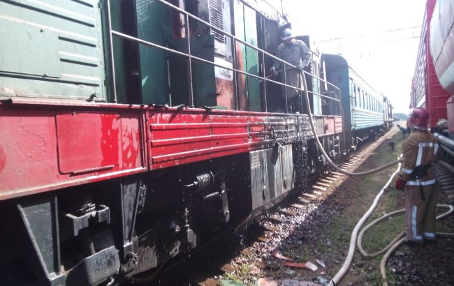 У Кіровоградській області загорівся дизельний потяг із пасажирами