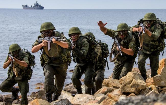 Россия провела учебные стрельбы в оккупированном Крыму