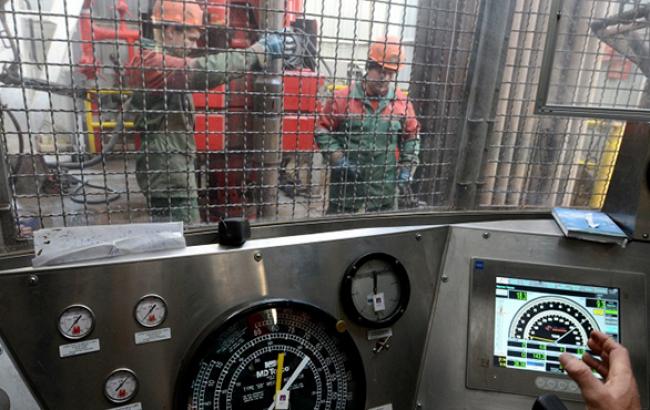 Резкое падение цен на нефтяном рынке становится серьезной угрозой для РФ, - МВФ