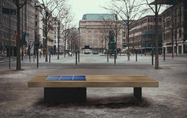 В Киеве появятся скамейки на солнечных батареях