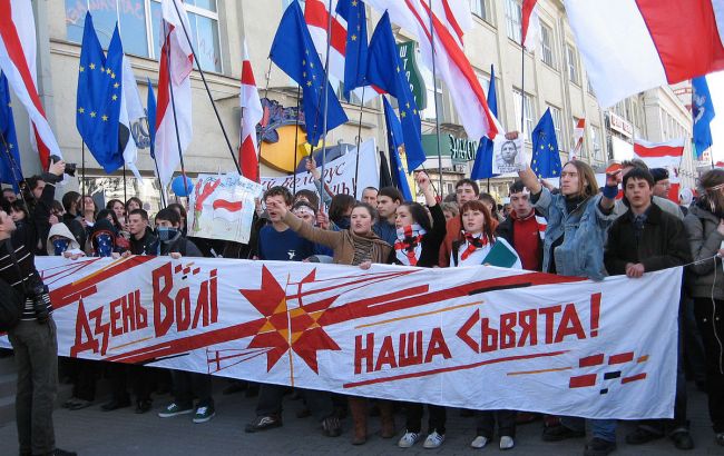 У Білорусі затримали одного з лідерів опозиції, в країні проходять акції до Дня Волі