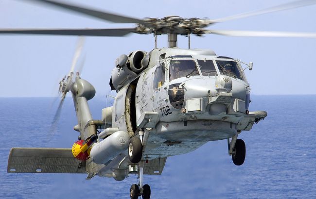 На авіаносці США розбився вертоліт, є постраждалі