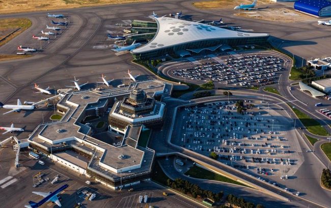Міжнародний аеропорт Баку перейшов на обмежений режим роботи