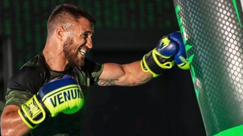 Стали відомі дата і суперник наступного бою Ломаченка