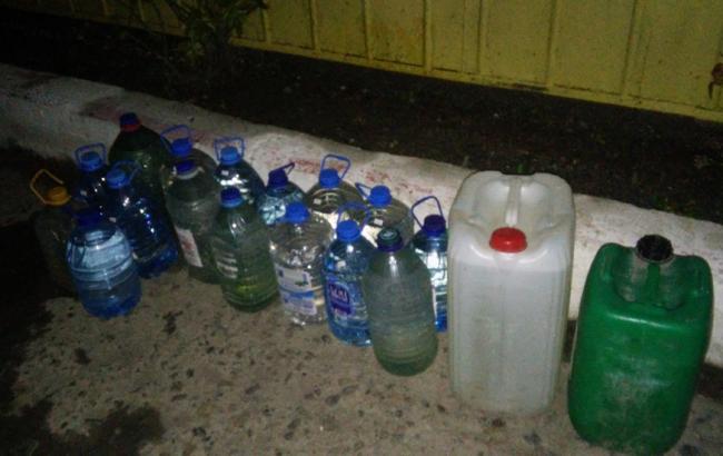 В Одесской области молдаванин пытался провезти 200 литров спирта