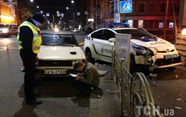 В центре Киева патрульная полиция попала в ДТП