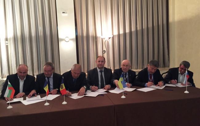 "Укртрансгаз" погодив режими роботи ГТС по балканському напрямку на 2016 рік