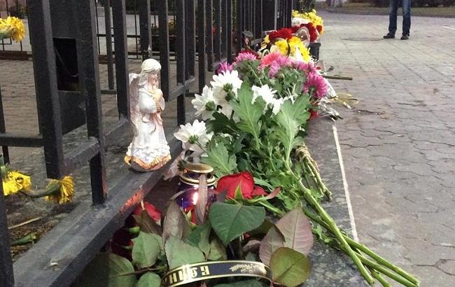 В Киеве скорбят о погибших в авиакатастрофе