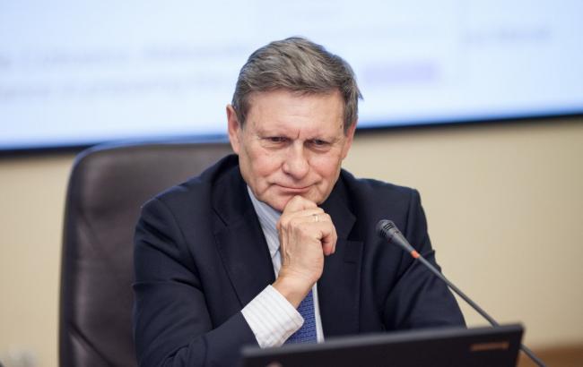 Бальцерович советует ускорить процесс реформ путем принятия пакетных решений 