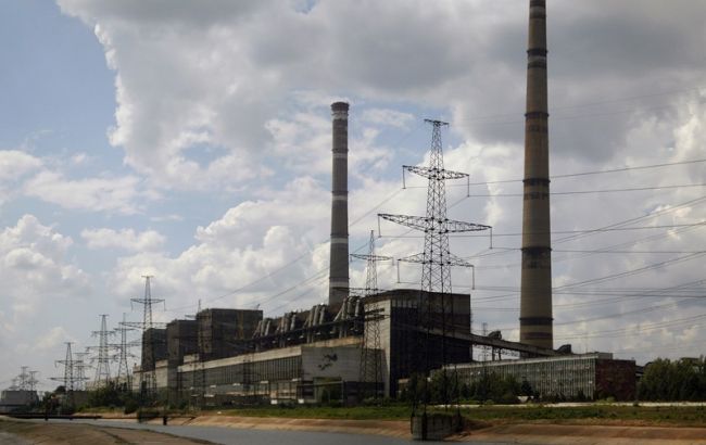 "Укрэнерго" планирует до 9 августа восстановить линии электропередач Углегорской ТЭС