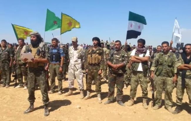 Война в Сирии: курдские отряды заявили об окружении Ракки