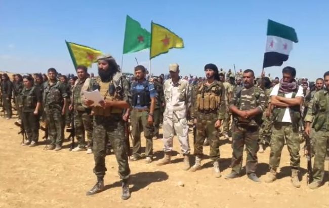 Сирійські повстанці і курди об'єдналися для боротьби з ІДІЛ